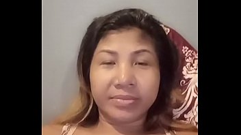 Khmer old girl show her boobs .MOV