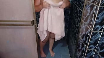 Spying on my STEPMOTHER while she's taking a bath when I come in she asks me to help her dry it ends up sucking my COCK